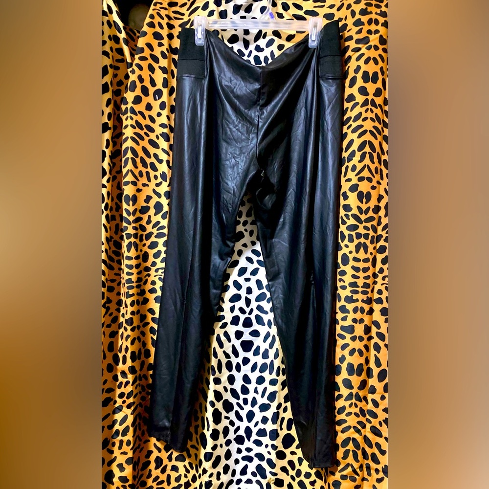 Faux leather leggings